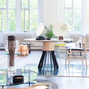 Table Mewoma